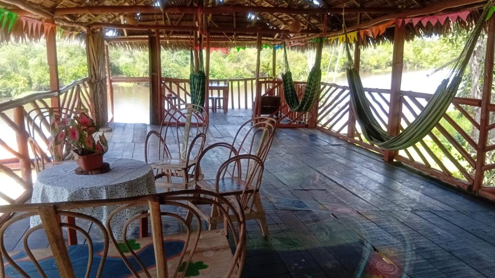 Casa Kukama Lodge Икитос Екстериор снимка