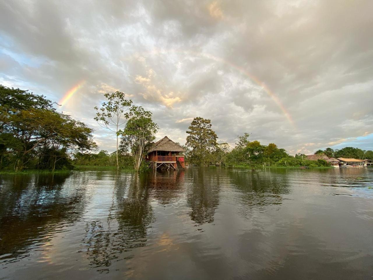 Casa Kukama Lodge Икитос Екстериор снимка
