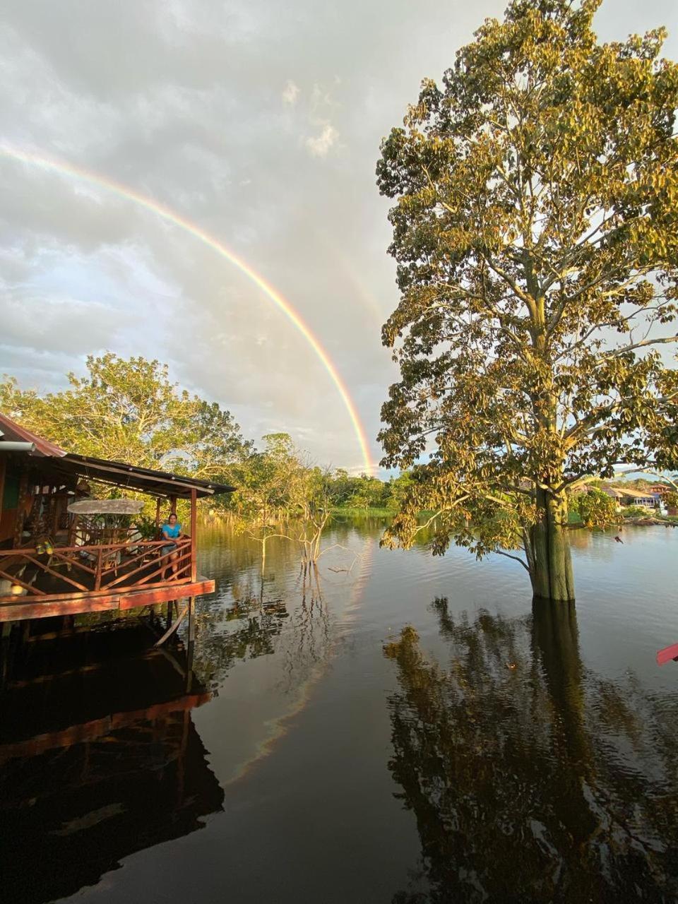 Casa Kukama Lodge Икитос Екстериор снимка
